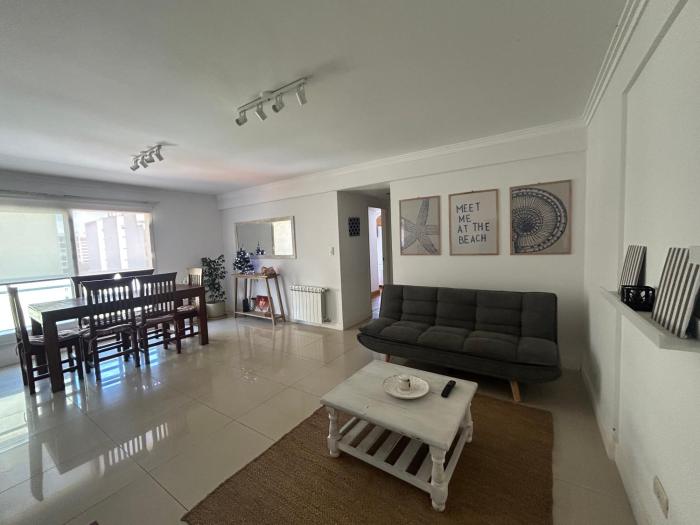 Departamento 3 amb zona Güemes con cochera cubierta