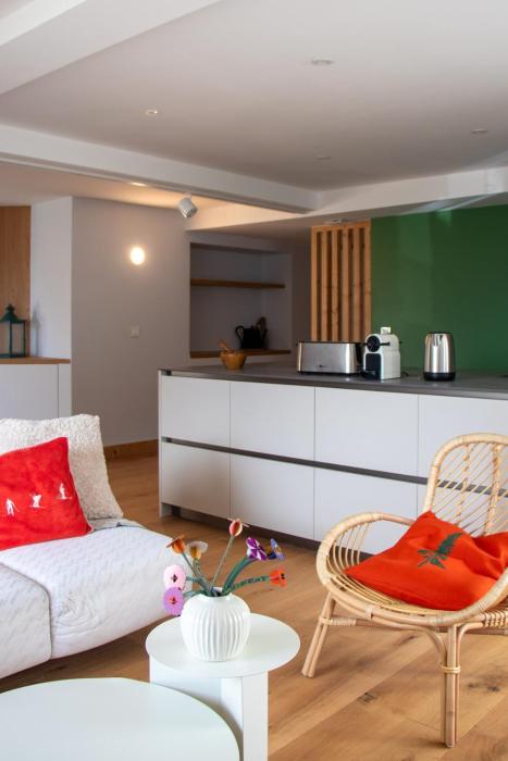 Appartement T4 spacieux avec balcon aux pieds des sentiers avec vue sur les montagnes - Jusquà 8 personnes