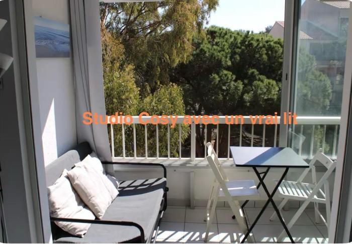 Studio lEchappée mandréenne le calme entre mer et forêt