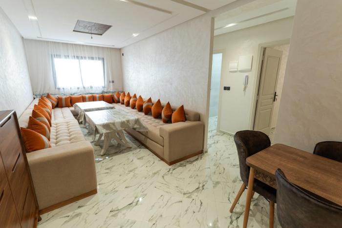 Appartement moderne, Gare 2min & Stade 6min, wifi