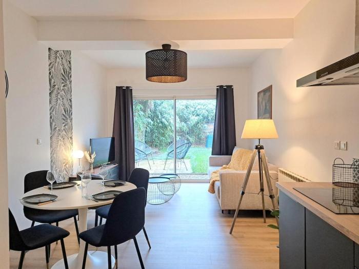 Beautiful Appartment with private garden in Lille