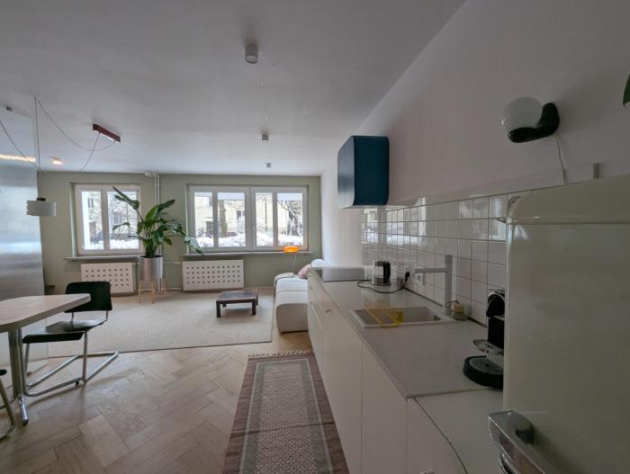 Rakietników vintage condo