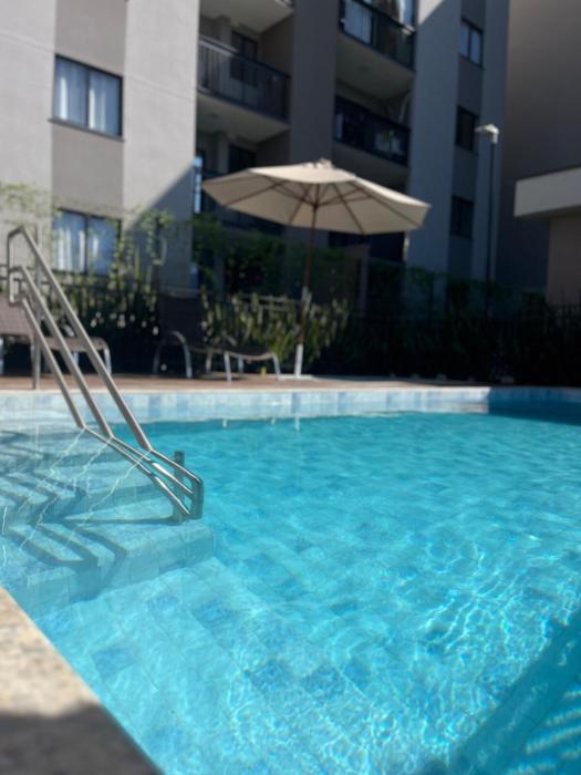 Apartamento - 2 quartos com piscina - 15 mins do Beto carrero