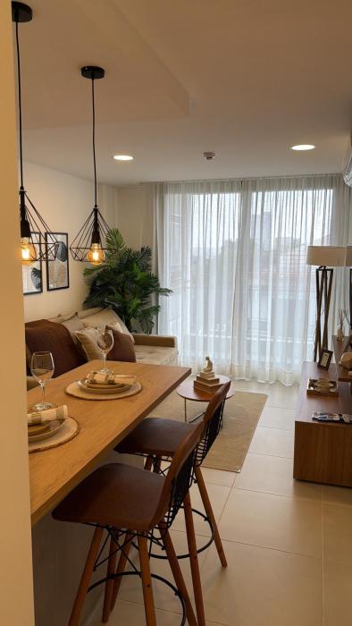 Lujoso Apartamento en edificio frente a la playa San José!