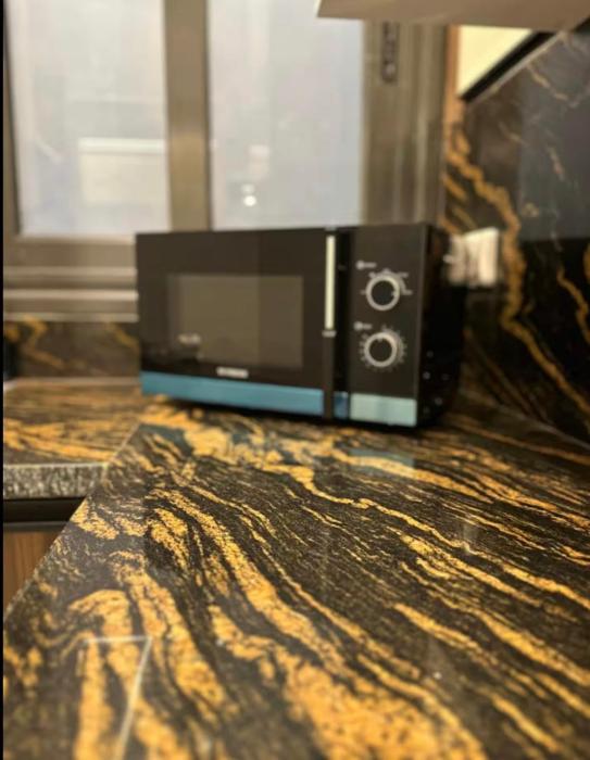 Serene 2BR Haven-Close to Restaurants & Mall