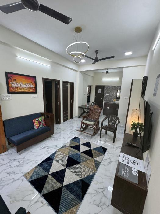 WiF5 Stays - Entire Home, 3BHK near Perungudi
