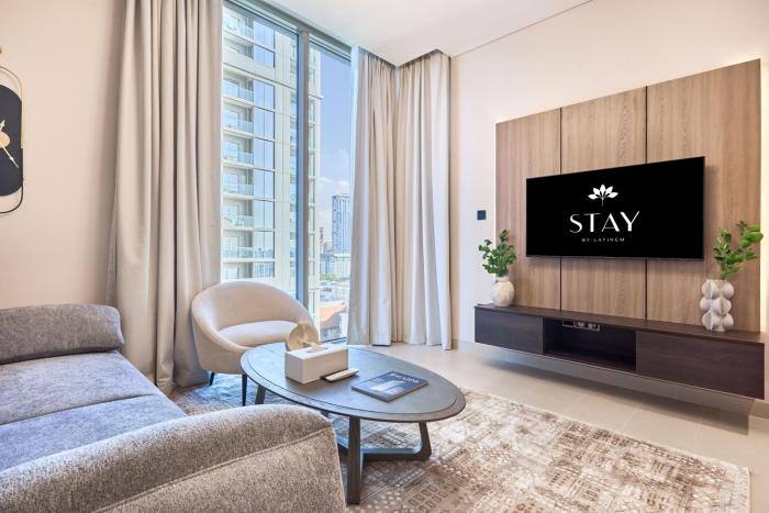 STAY BY LATINEM Luxury 1BR Holiday Home CV A 907 near Dubai Mall