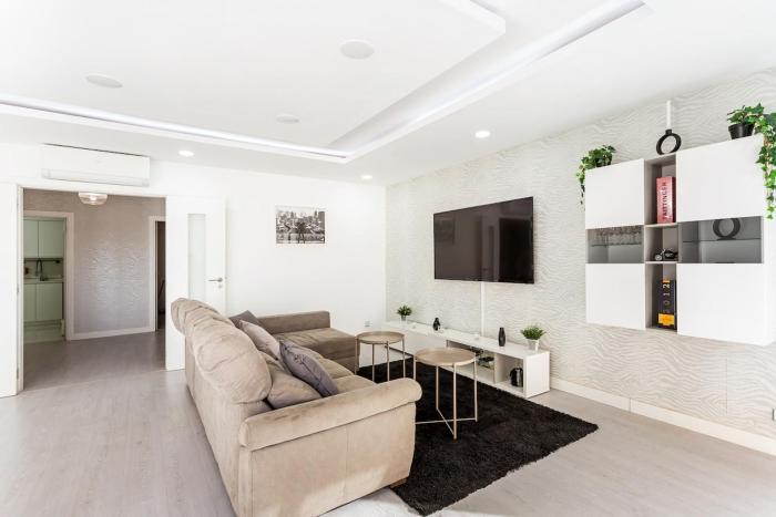 Tatiana 3Br - city center - aircon - wifi at Homesbyfc