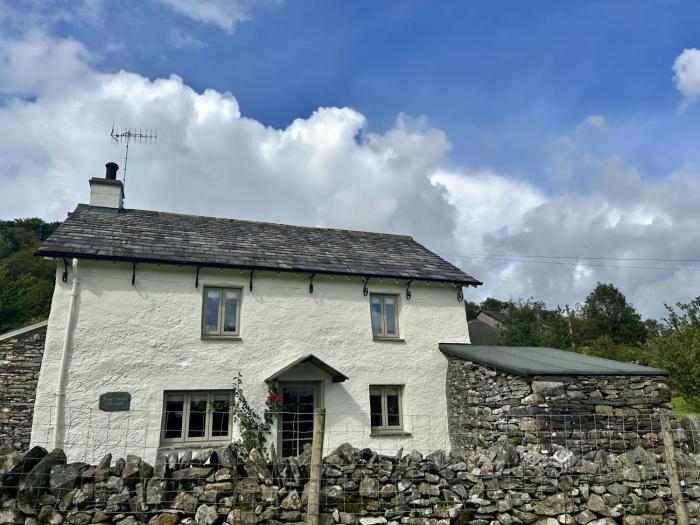 Scarr Head Cottage, detached stone cottage near Coniston, Lake District
