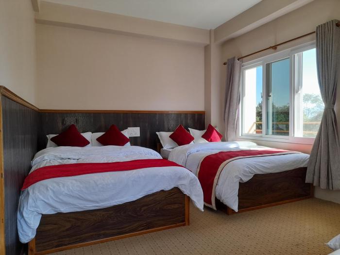 Hotel Himalayan Vista