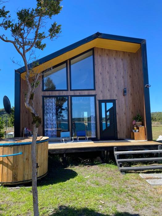 Cabaña y Tinaja Playa Chaiguao