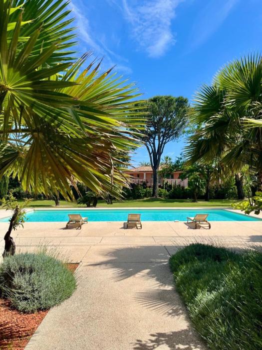 Grimaud Jardin Boreals 3 Bed Luxury Appt