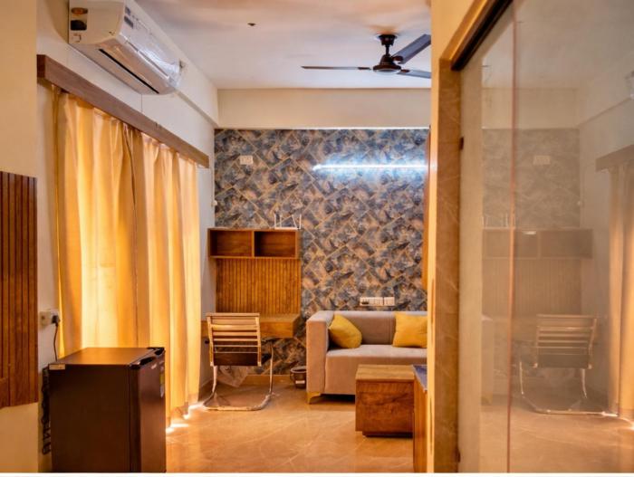 Private Cozy Studio Hourly ,Daily Stays Available