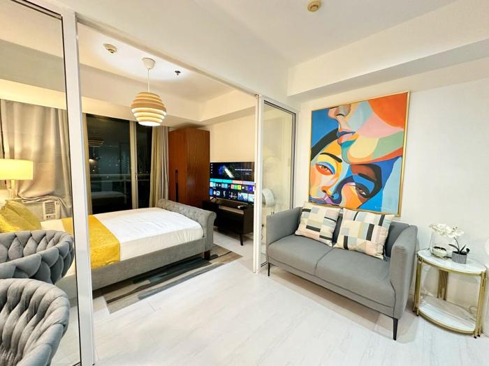 1BR Condotel in Azure Urban Resort near NAIA #TRO4