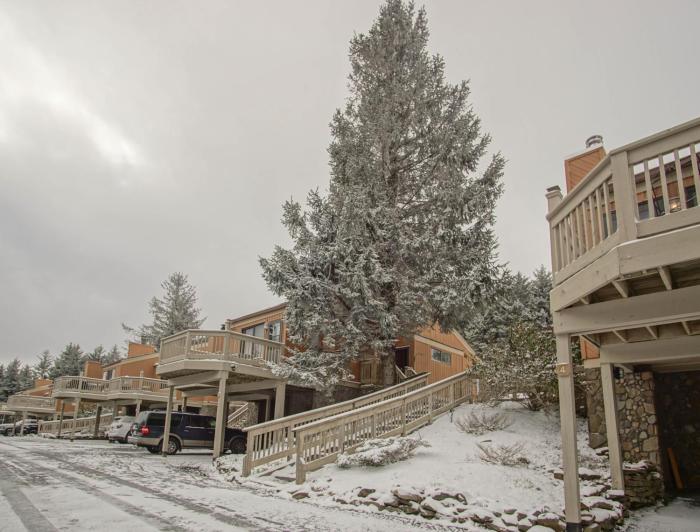 2 Br: Wabasso 5: 2Br, 2 Bath