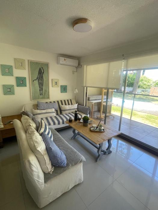 Apartment for rent 1 block from the beach 2 bedrooms 2 bathrooms