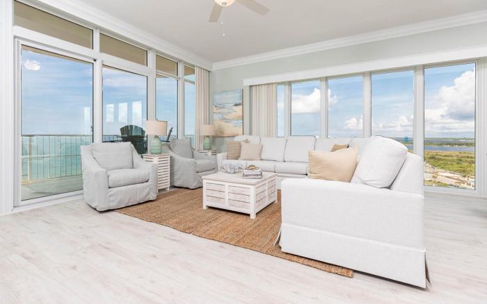 Phoenix Gulf Towers 1101