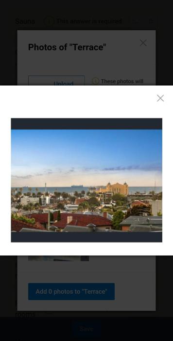 Penthouse, seaview, free pk, 2 bdbath, 5 min walk