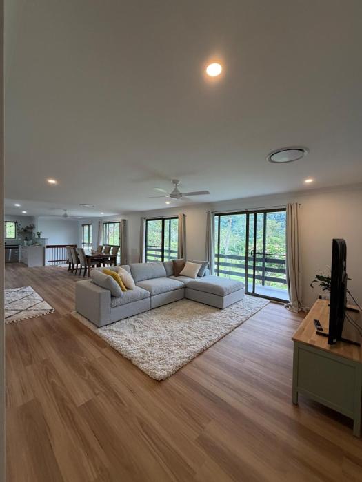 Everwood, Tyalgum Creek