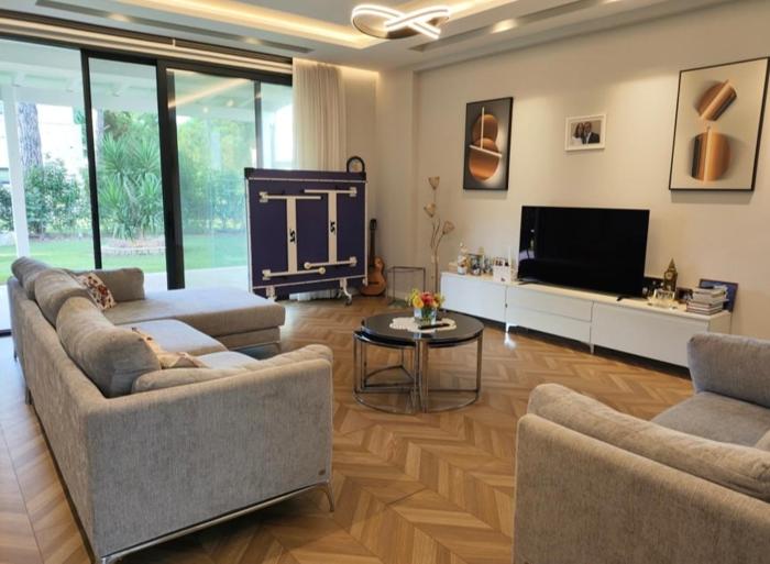 Individual Villa San Pietro Complex Lalzi Bay