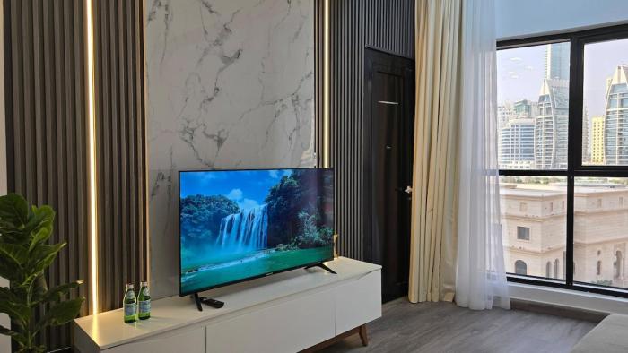 Luxury 2BHK in Dubai Marina Escan 402