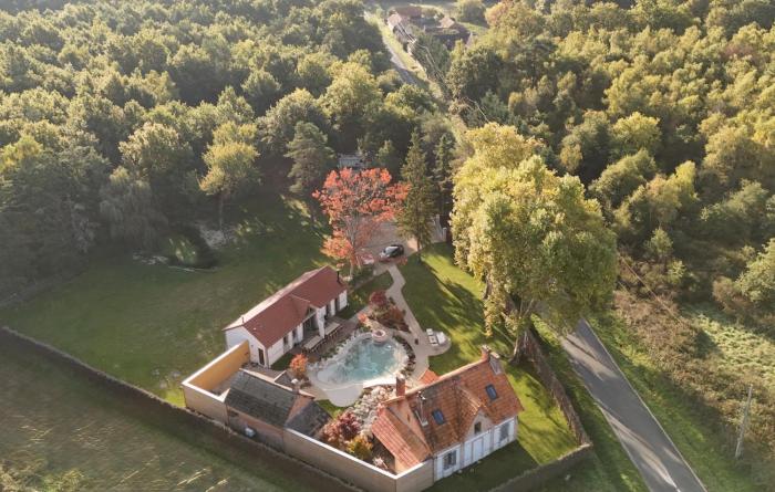 Gîte unique avec piscine lagon et cadre idyllique
