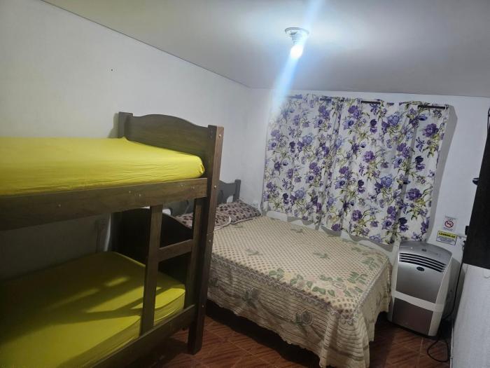 Quarto e cozinha aconchegante perto do Expo São Paulo e 20km da Av Paulista