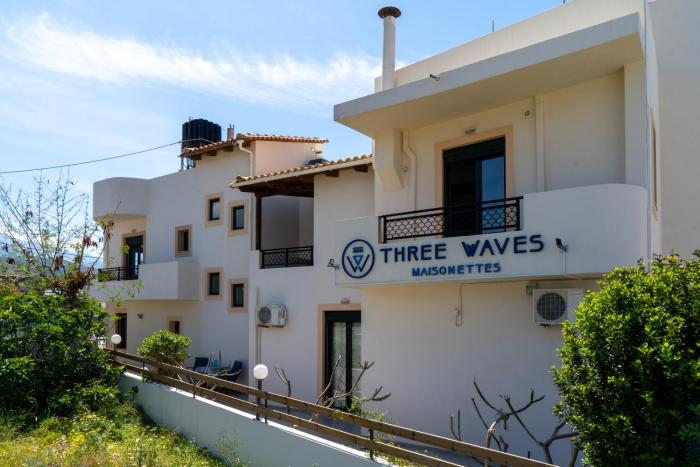 Three Waves Maisonettes