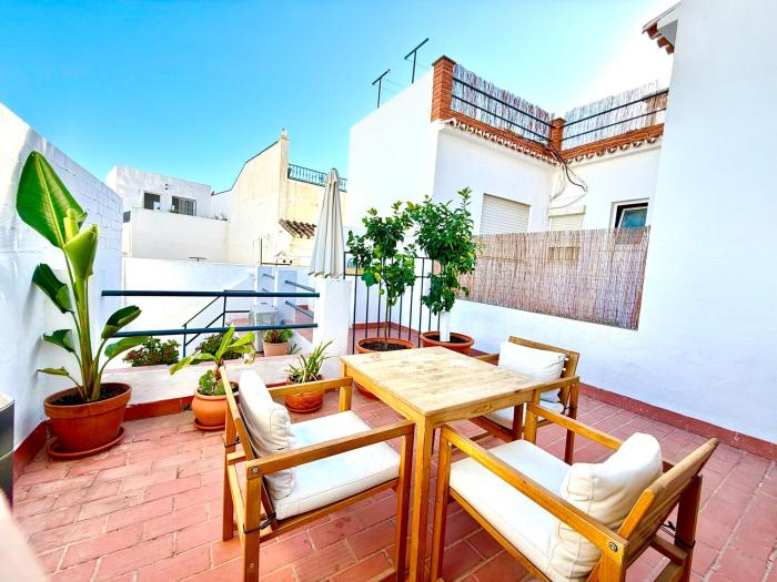 Nerja Old Town 3 Bed House with Private Roof Terrace