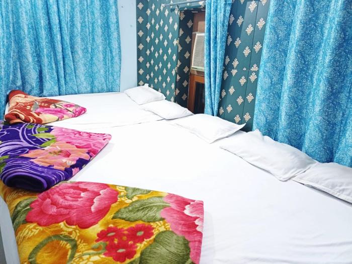 Maa Tara AC Home Stay