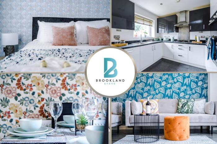 Stylish 4 BR House - Parking, Wi-Fi, Kitchen