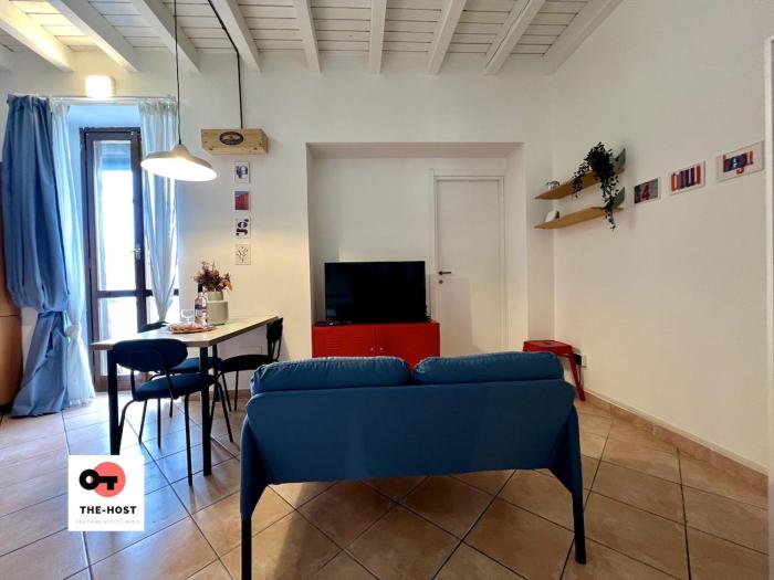 The tiny house in the courtyard in Agrate Brianza