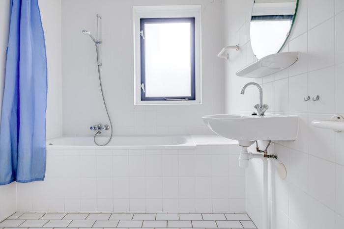 4 - Persoons Lakeside Bungalow