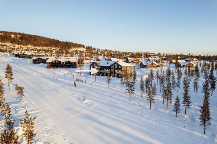 Idre Himmelfjäll - Ski in ski out - Nyproduktion med bastu och öppen spis