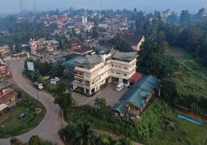 Ashirwad Retreat - A Business class Hotel