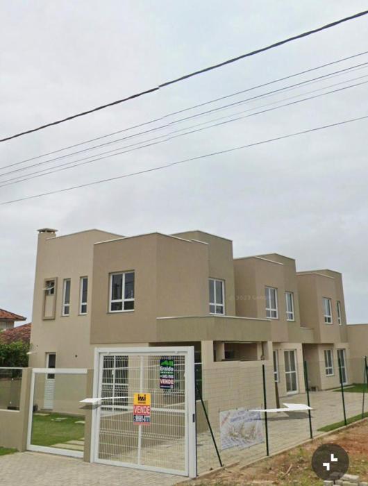 Sobrado com Arcondicionado e Wi-Fi Grátis em Coroados Guaratuba