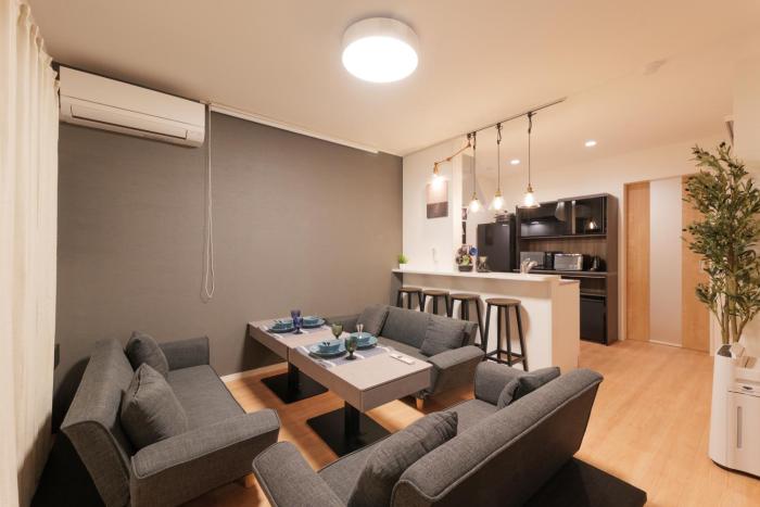 SNUGGLE2222 Fukuoka Yakuin