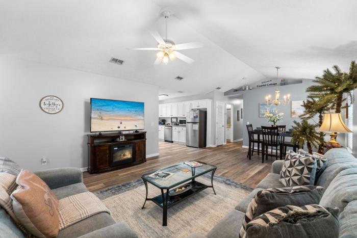 Charming house near the beach