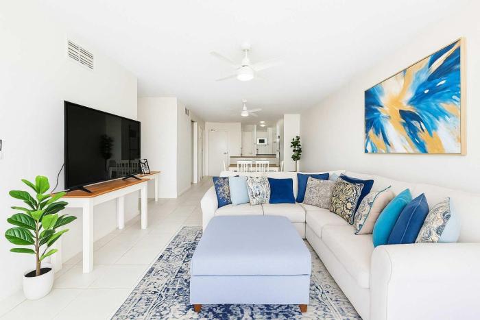 CBD Apartment River Views Pool & Parking in Townsville