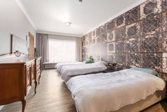 BnB Izegem Villa Vergezicht 5 slaapkamers en 2 badkamers, 12 personen