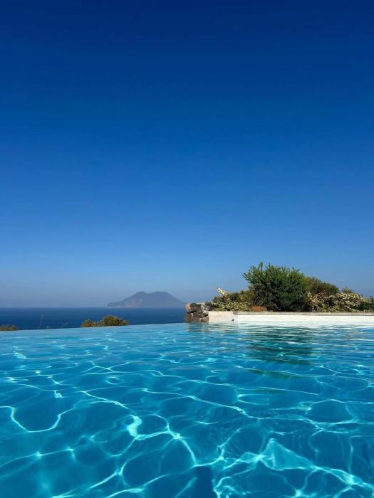 Casa Filicudi FORTUNA by Filicudi Art & Stay