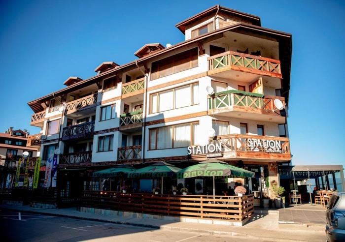 Pirin SkiLift Apartment - Cozy & Modern App in Bansko, 100 m to the Gondola