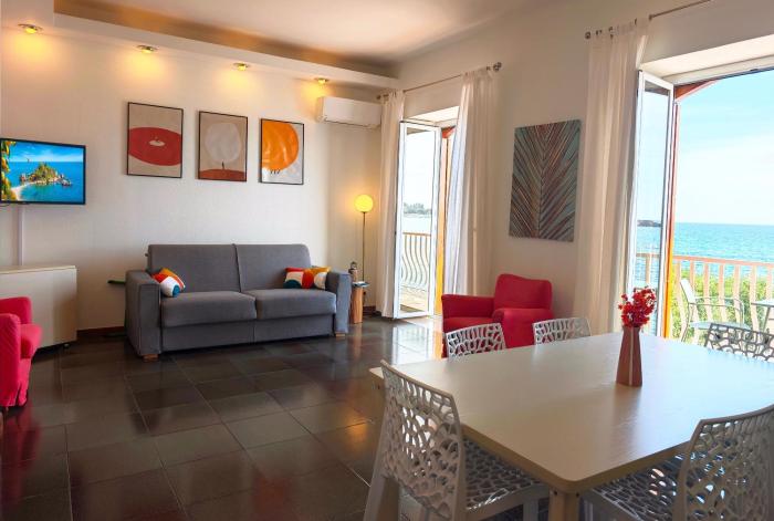 SUPER panorama & Astonishing apartment seaview