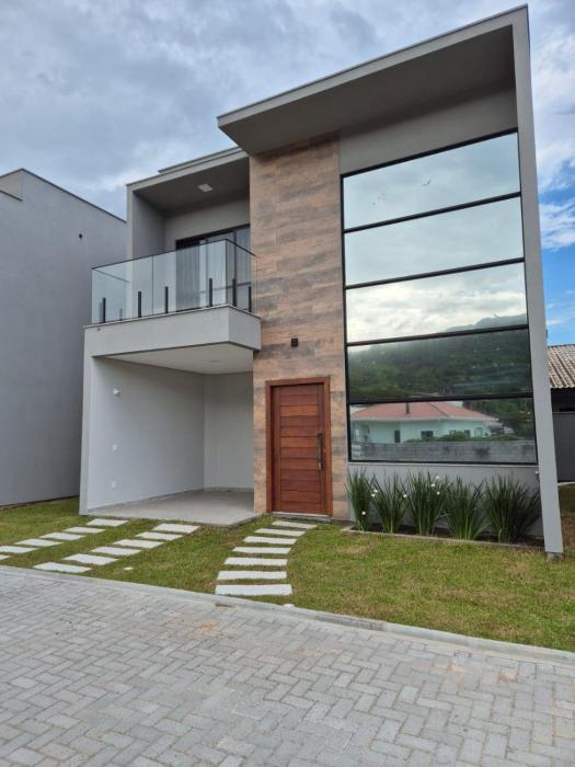 Casa nova na Gamboa, Conforto perto da praia