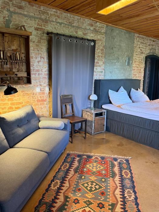 Distilled Calm Private Retreat mit Sauna und Verkostung