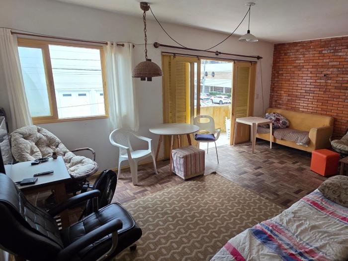 Apartamento na quadra do mar em Capão da Canoa divisa com Atlântida