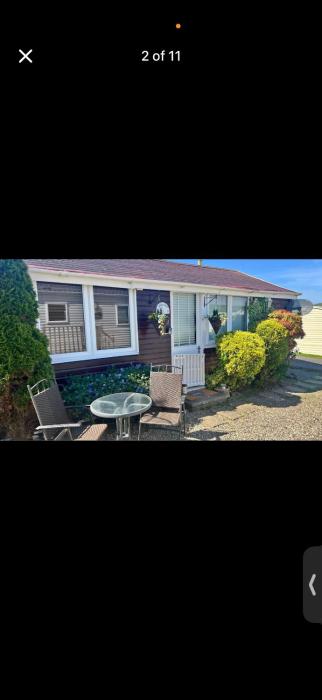 38 Clarach bay holiday village