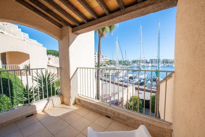 Magnifique appartement avec vue sur les bateaux