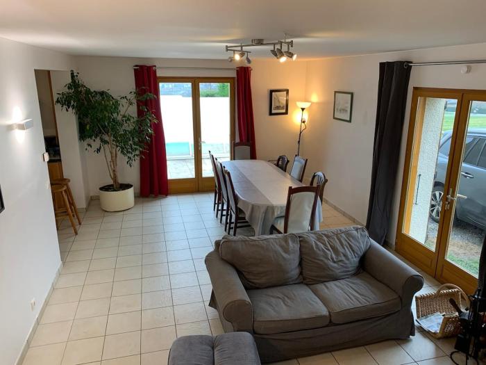 Family home for 10 people Lathuile Lake Annecy