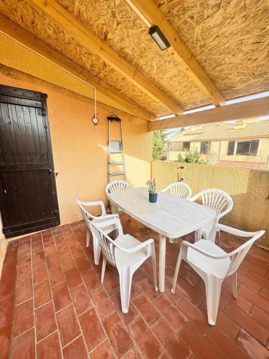 Port leucate 4-6 personnes 150m de la mer